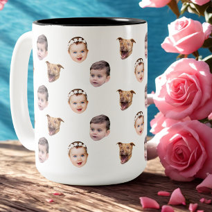 Angepasstes Gesicht, einzigartiges Familiengeschen Zweifarbige Tasse