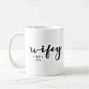 Angepasstes Jahr hier personalisiert Wifey Kaffeetasse