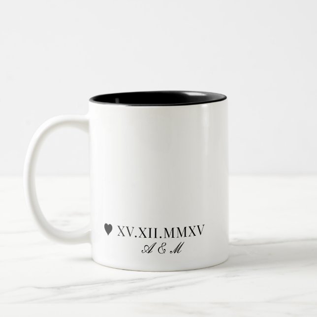 Angepasstes römisches Numerum Zweifarbige Tasse (Links)