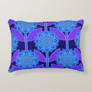 Angerautes Polyester Dekokissen