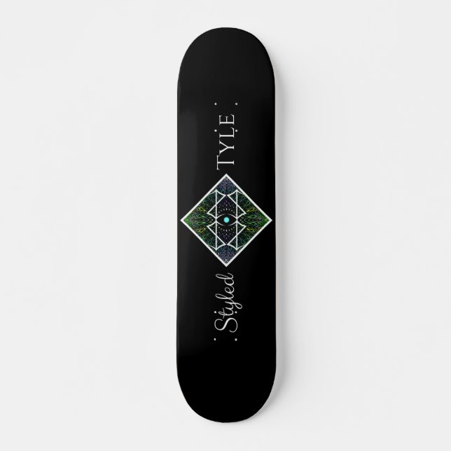 Angeredetes Tyle Logo Skateboard (Vorne)