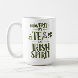 Angetrieben von Tee und irischem Geist Celtic Knot Kaffeetasse