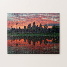 Angkor Wat Reflection in Pond in Kambodscha
