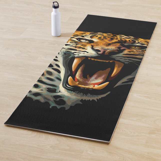 Angriffskopf von Leopard Yogamatte (Beispiel)