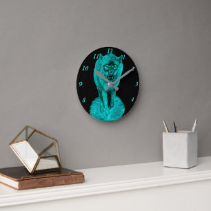 Angry Black Wolf in der Nacht Runde Wanduhr
