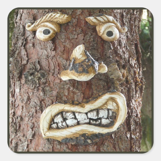 Angry Face Tree Quadratischer Aufkleber (Vorderseite)
