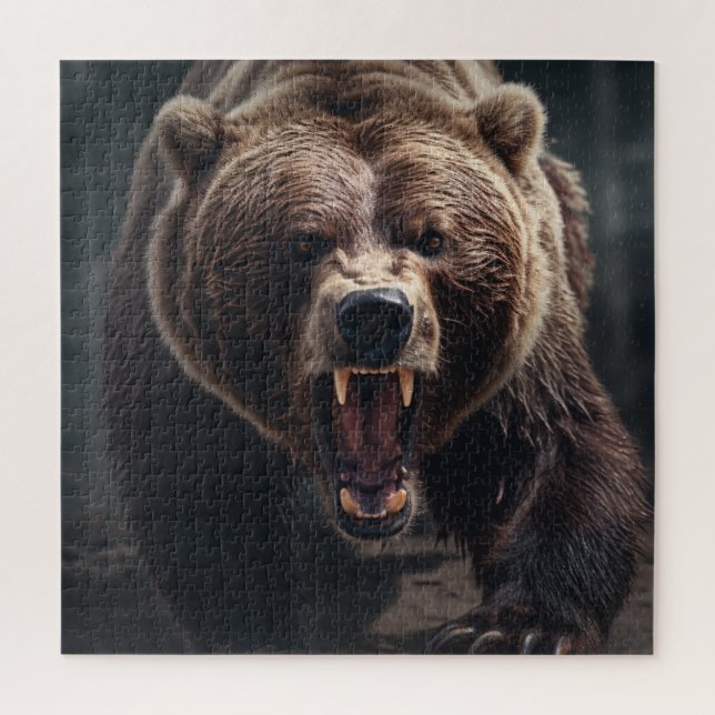 Angry Grizzly Bear Wildlife Animal Portrait (Vertikal)