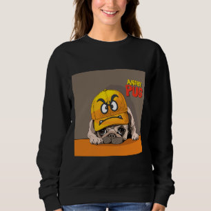 Angry Mops.Niedlicher Mops trägt einen lustig wüte Sweatshirt