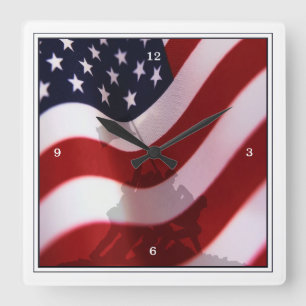 Anheben der Flagge bei Iwojima WW2 Quadratische Wanduhr