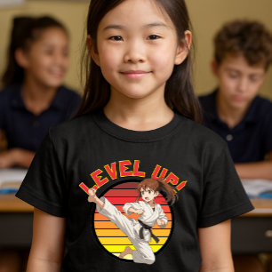 Anime-Karate-Girl auf Retro-Sonnenuntergangs-Vorla Tri-Blend Shirt