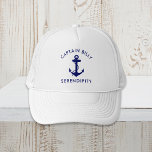 Ankerkapitäne für klassische Boote Truckerkappe<br><div class="desc">Der Hut eines Schiffskapitäns mit dem Thema Nautic,  der einen klassischen marineblauen Anker mit seinem Namen und dem Namen ihres Bootes in elegantem,  blau-marinebasierten Schriftsatz darstellt.</div>