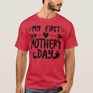 Ankündigung der Schwangerschaft am ersten Mutterta T-Shirt