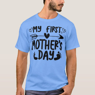 Ankündigung der Schwangerschaft am ersten Mutterta T-Shirt