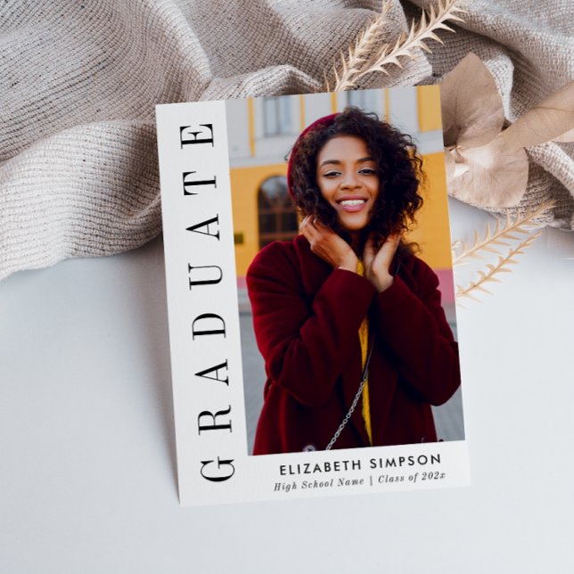 Ankündigung des Abschlusses für moderne Fotos (Von Creator hochgeladen)