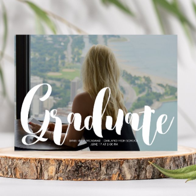 Ankündigung des Abschlusses Minimalistisches Foto (Von Creator hochgeladen)