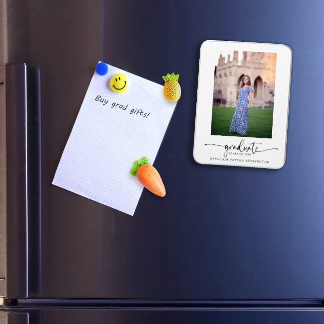 Ankündigung des Fotos für elegante Script-Abschlus Magnet (Von Creator hochgeladen)