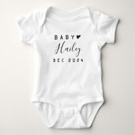 Ankündigung des personalisierten Nachnamens Baby B Strampler