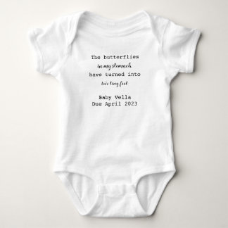 Ankündigung des personalisierten Nachnamens Baby B Strampler