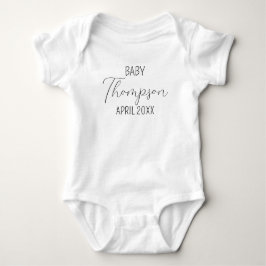 Ankündigung des personalisierten Nachnamens Baby B Strampler