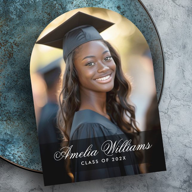 Ankündigung eines eleganten Foto-Abschlusses (Elegant script name photo graduation announcement)