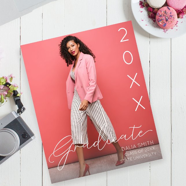 Ankündigung eines Fotos für die Mittelklasse Flyer (Von Creator hochgeladen)