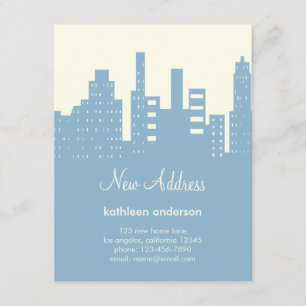 Ankündigung eines Umzugs mit Stadtblick