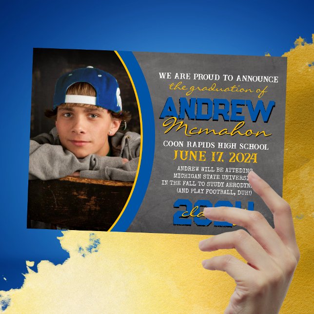 Ankündigung von Blue and Gold Chalkboard Abschluss (Blue & Gold Chalkboard Photo Graduation Announcements. Available printed or digital download)