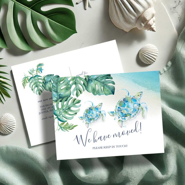 Ankündigung zur botanischen Bewegung der Tropenkur Postkarte (We have moved postcards watercolor sea turtle and monstera palm leaf art by Victoria Grigaliunas)