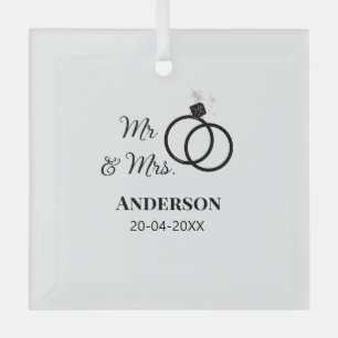 Anm & Frau geben Sie den Familiennamen Datum Jahr Ornament Aus Glas