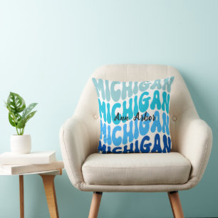 Ann Arbor, Michigan Coussin Repeating Blue