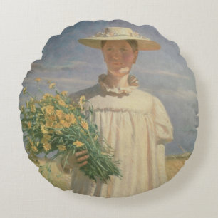 Anna Ancher, der von der Blume Picking, 1902 Rundes Kissen