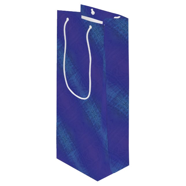 Annahme | Blue Indigo Violet Shibori Muster Geschenktüte Für Weinflaschen (Vorderseite Schrägansicht)