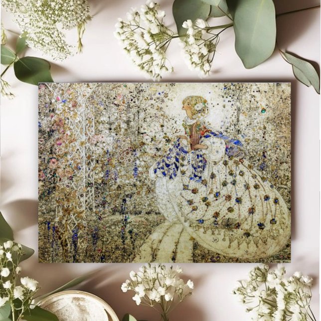 Annie French Woman im Garten (Von Creator hochgeladen)