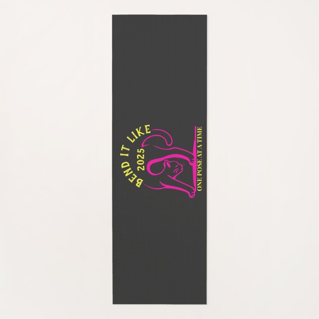 Anpassbare "Bend It Like 2025" Yoga Katze Yogamatte (Vorderseite)
