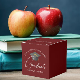 Anpassbare Burgundy Modern Graduation Party Geschenkschachtel