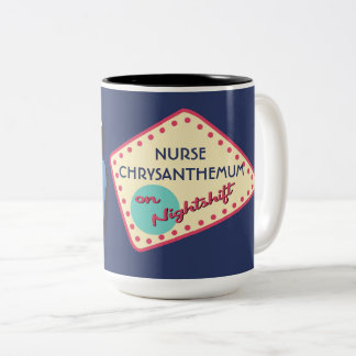 Anpassbare Krankenschwester für Nachtschicht-Zweit Zweifarbige Tasse