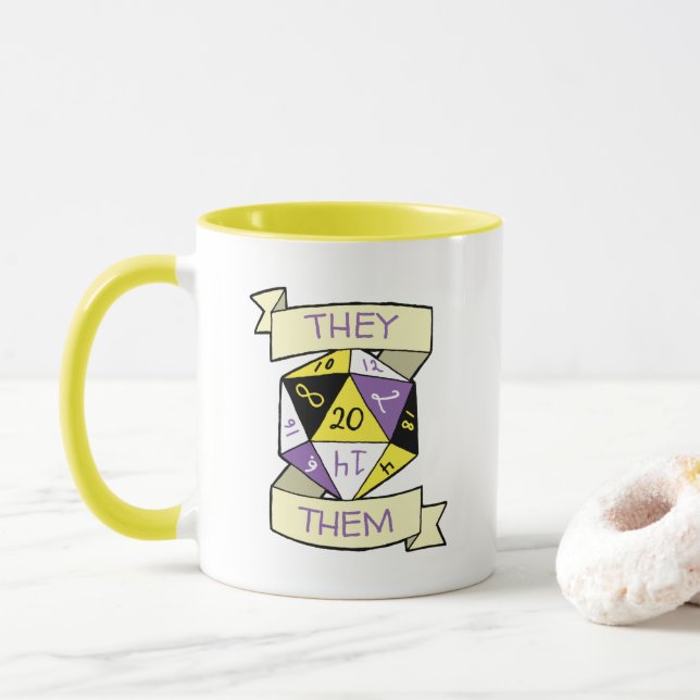 Anpassbare Pronomen Nicht binäre D20-TTRPG-Würfel Tasse (Mit Donut)