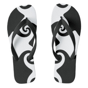 Anpassbare Swirl-Formen-Tribal wie Dreh-Flop Flip Flops