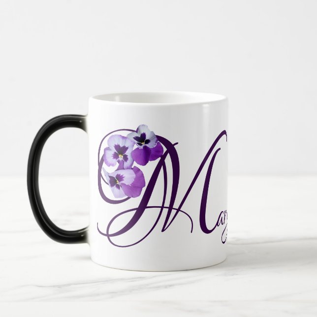 Anpassbarer Name Mary lila pansy blumenboho Verwandlungstasse (Links)