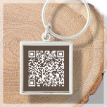 Anpassbarer QR-Schlüsselanhänger mit braunem Code Schlüsselanhänger<br><div class="desc">Scannable QR Code Schlüsselanhänger Design. Im natürlichen Braunton. Für geschäftliche,  geschäftliche oder private Zwecke. Fügen Sie Ihre Website-Adresse,  Social Media Handle oder venmo,  PayPal oder Cashapp-Link. Bereit zum Anpassen,  indem Sie Ihre URL mit der Personalize-Schaltfläche verlinken.</div>