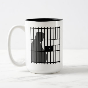Anpassbarer Trump für das Gefängnis 2024 Zweifarbige Tasse