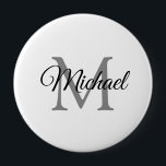 Anpassen der Größe der weißen Vorlage für Monogram Button<br><div class="desc">Passen Sie den Monogram Name White Template Elegant Trendy Riege Round Button an.</div>