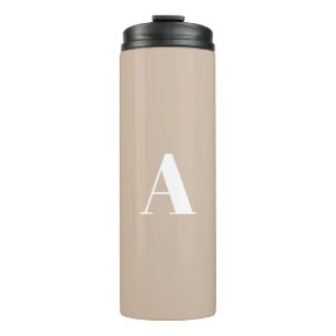 Anpassen des Alphabet-Anfangsbuchstabens Thermosbecher