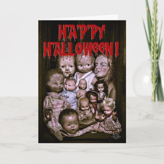 Ansammlung von gruseligen Halloweenpuppen. Karte (Vorderseite)