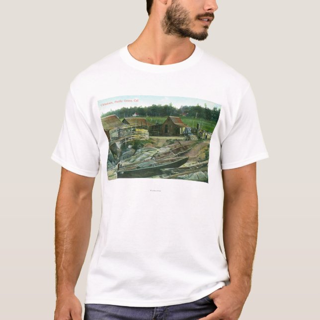 Ansicht der Boote auf Strand in Chinatown T-Shirt (Vorderseite)
