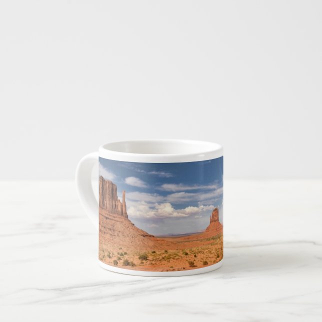 Ansicht der Handschuhe, Monument-Tal Espressotasse (Vorderseite Links)
