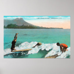 Ansicht der Surfer Boardfahrten, eins davon Poster