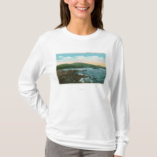 Ansicht des Ufers nahe Camden-Hafen T-Shirt (Vorderseite)