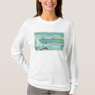 Ansicht einer Brandungs-Szene, Schiffe auf Casco T-Shirt
