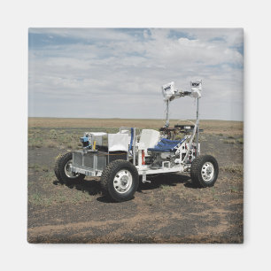 Ansicht eines 1-G MondRover Fahrzeugs Magnet